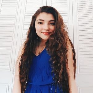 Meet your Posher, Marissa